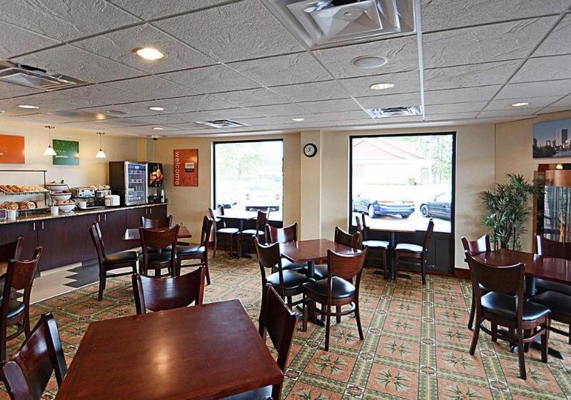 Oakfield Hotel & Suites, Ascend Hotel Collection