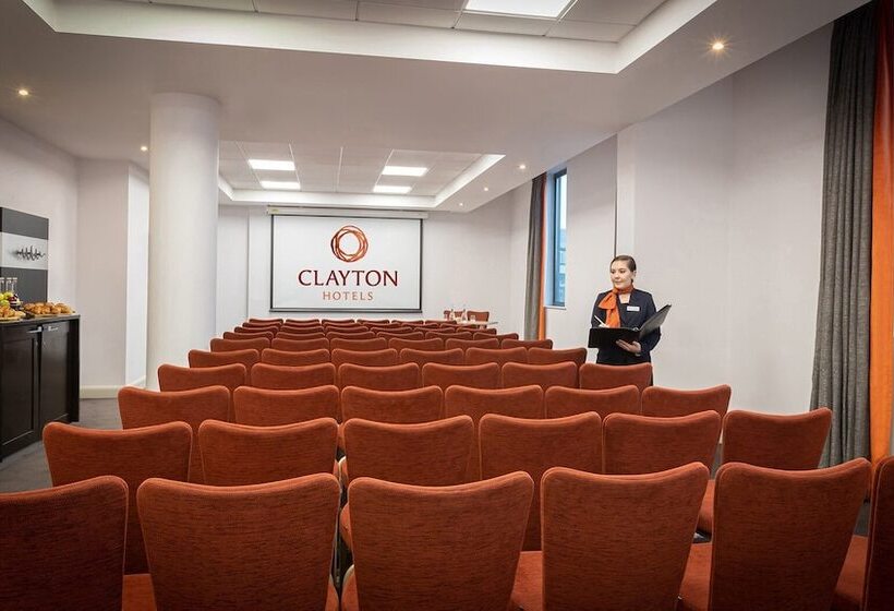 Clayton Hotel Cardiff