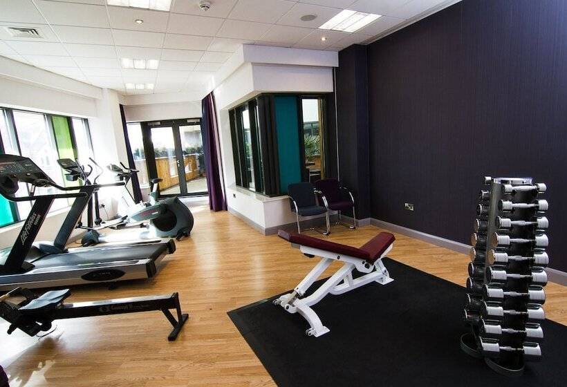 Clayton Hotel Cardiff