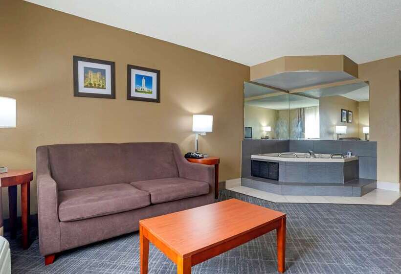 هتل Comfort Inn University Area