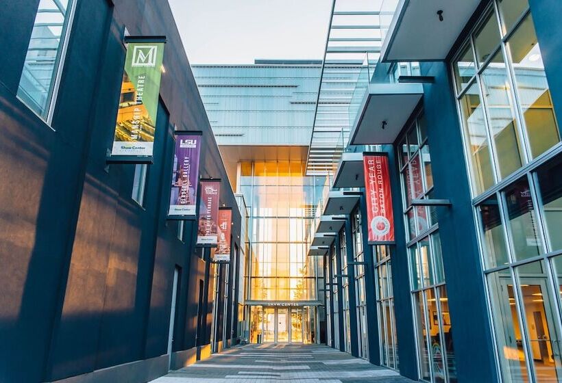 هتل Comfort Inn University Area