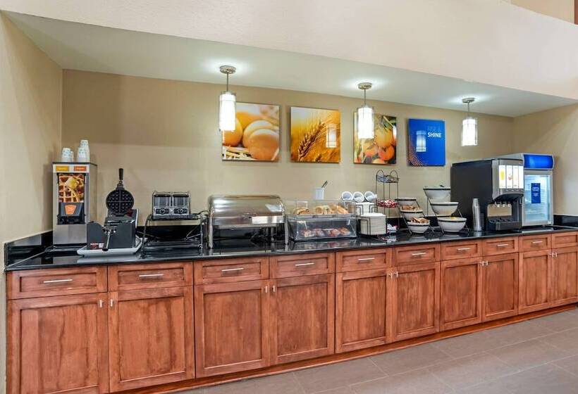 هتل Comfort Inn University Area