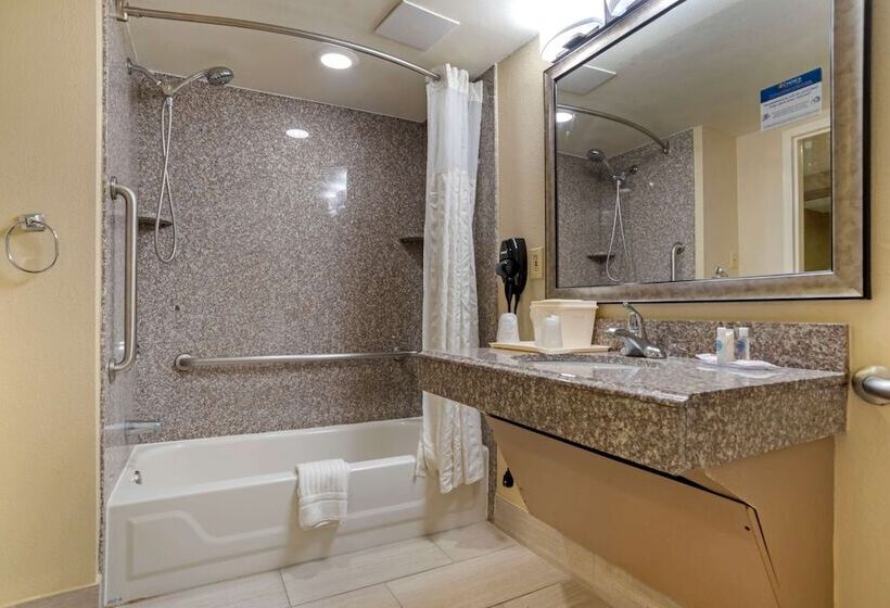 هتل Comfort Inn University Area