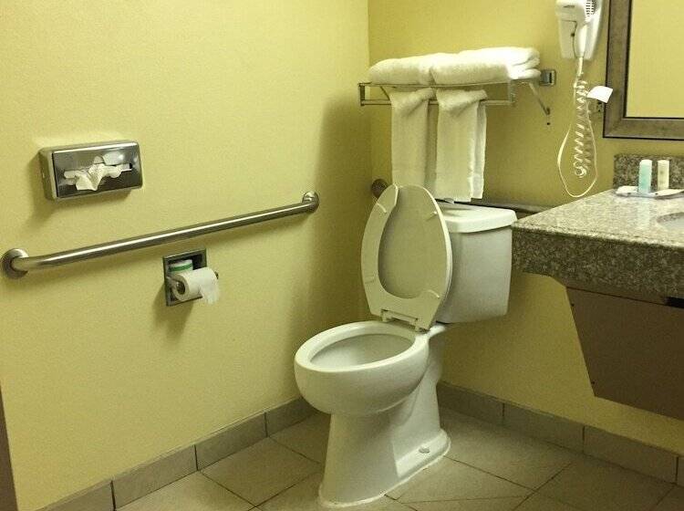 هتل Comfort Inn University Area