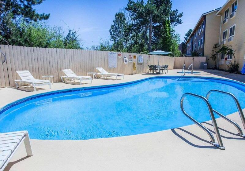 酒店 Quality Inn Kirkland