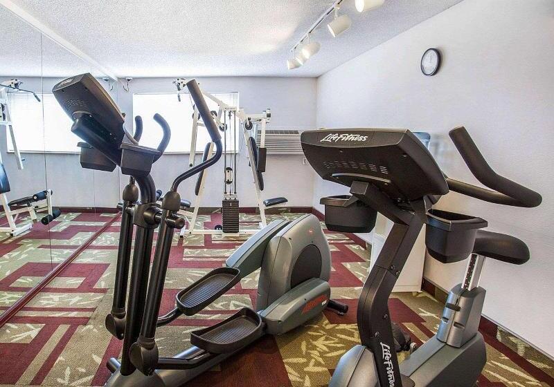 酒店 Quality Inn Kirkland