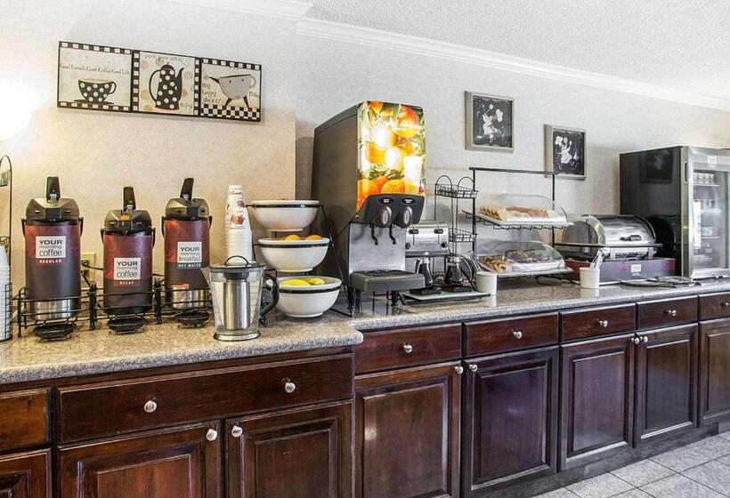 酒店 Quality Inn Kirkland