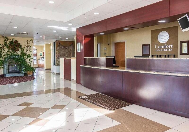 هتل Comfort Inn & Suites Chesapeake  Portsmouth