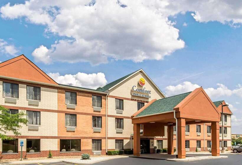 فندق Comfort Inn & Suites Near Tinley Park Amphitheater