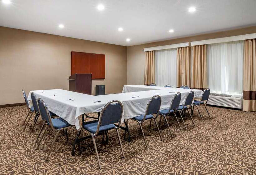 فندق Comfort Inn & Suites Oxford South