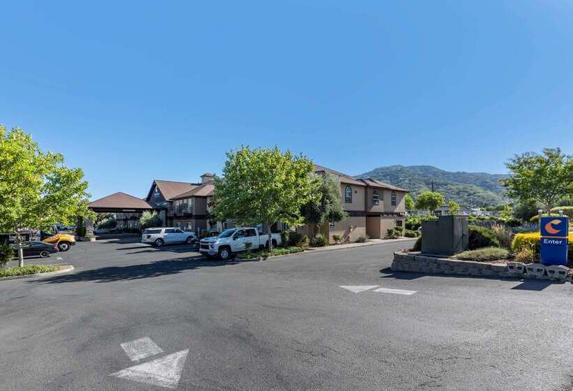 호텔 Comfort Inn & Suites Ukiah Mendocino County