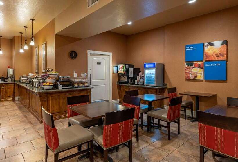 호텔 Comfort Inn & Suites Ukiah Mendocino County