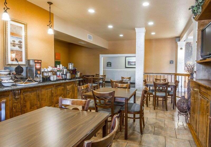 בית מלון כפרי Comfort Inn & Suites Ukiah Mendocino County