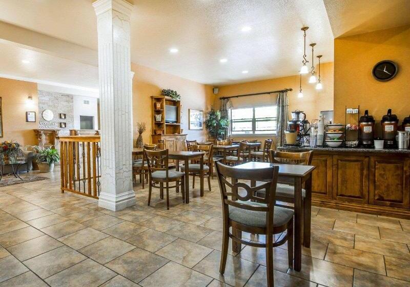 호텔 Comfort Inn & Suites Ukiah Mendocino County