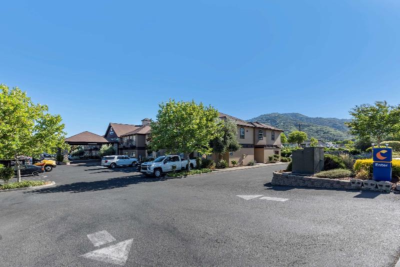 בית מלון כפרי Comfort Inn & Suites Ukiah Mendocino County