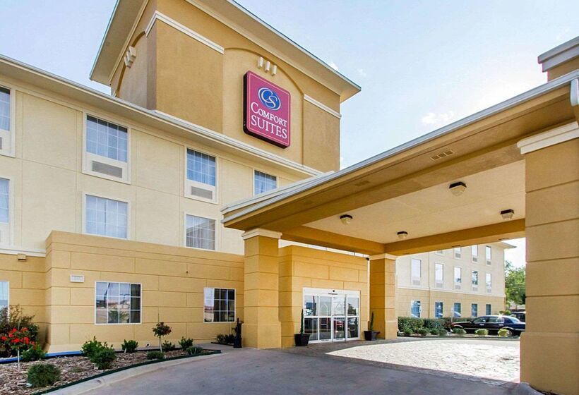 בית מלון כפרי Comfort Suites