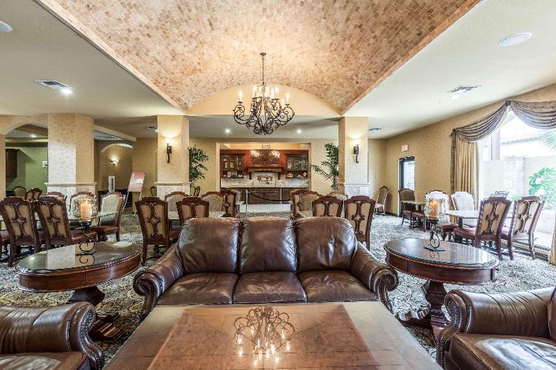 ホテル Comfort Suites Alamo Riverwalk