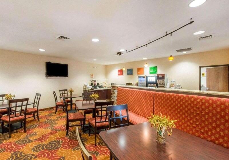 בית מלון כפרי Comfort Suites Altoona