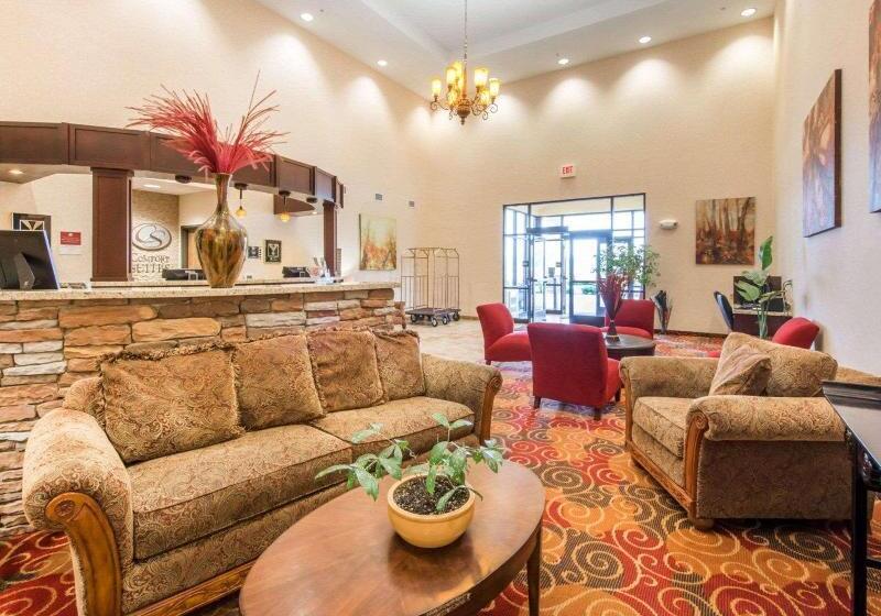 בית מלון כפרי Comfort Suites Altoona