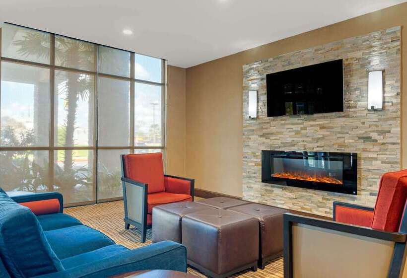 هتل Comfort Suites Byron Warner Robins