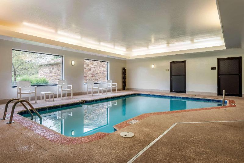 هتل Comfort Suites Daytonwright Patterson