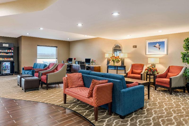 هتل Comfort Suites Daytonwright Patterson