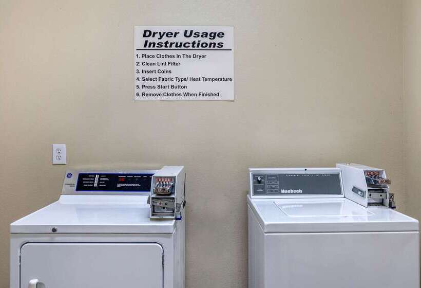 فندق Comfort Suites