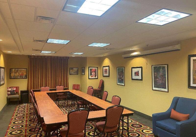 فندق Comfort Suites Gallup East Route 66 And I40