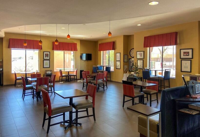 فندق Comfort Suites Gallup East Route 66 And I40