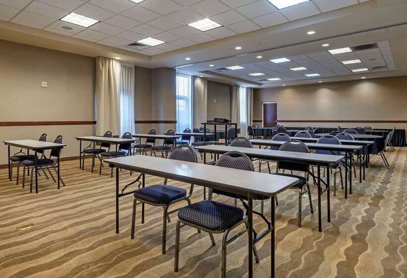 فندق Comfort Suites Lake Norman  Huntersville