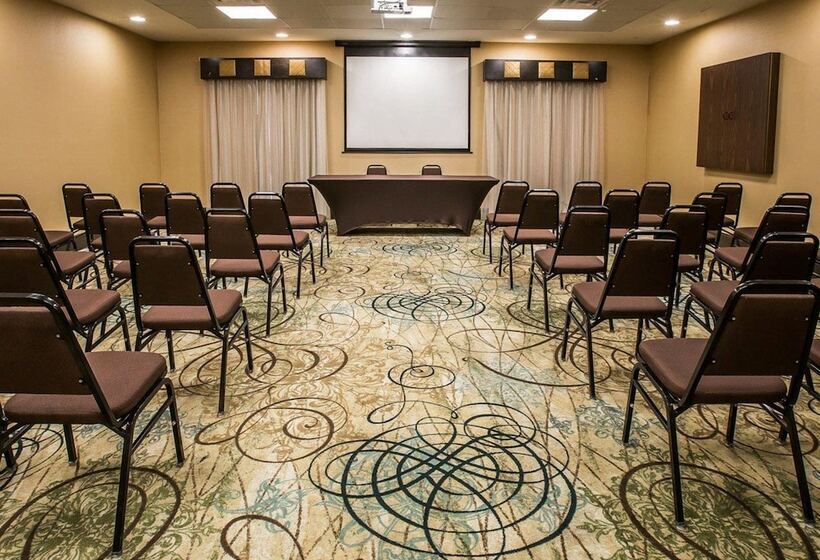 فندق Comfort Suites Simpsonville   Greenville