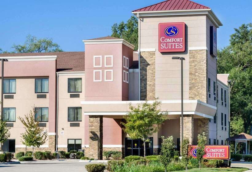 ホテル Comfort Suites Topeka Northwest