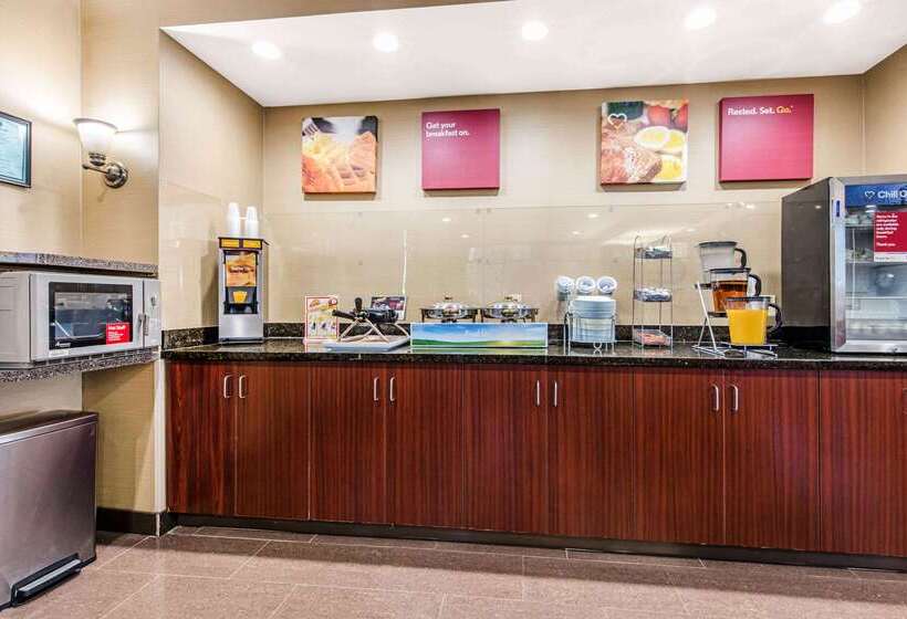 Отель Comfort Suites Tuscaloosa Near University