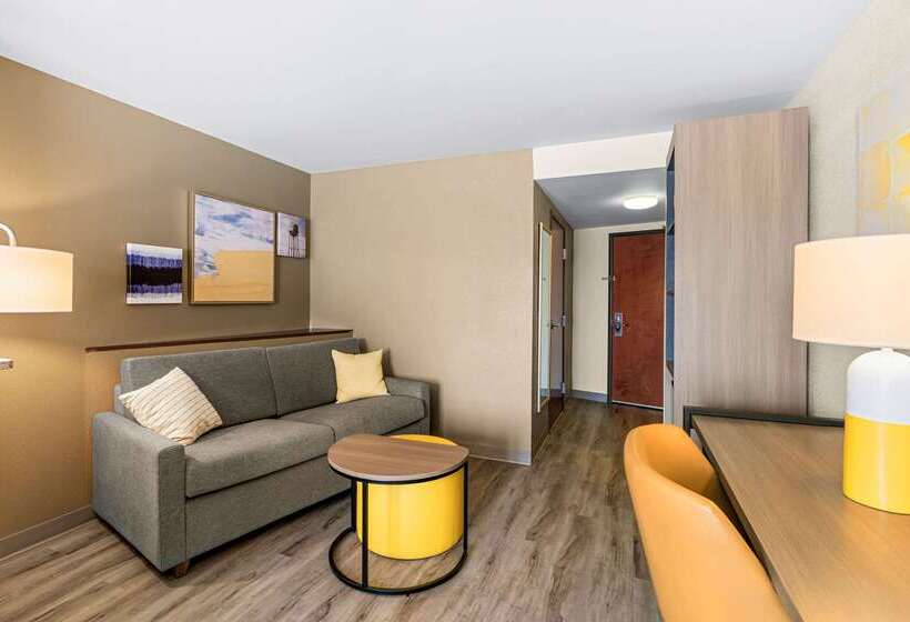 ホテル Comfort Suites Vacaville Napa Valley Area