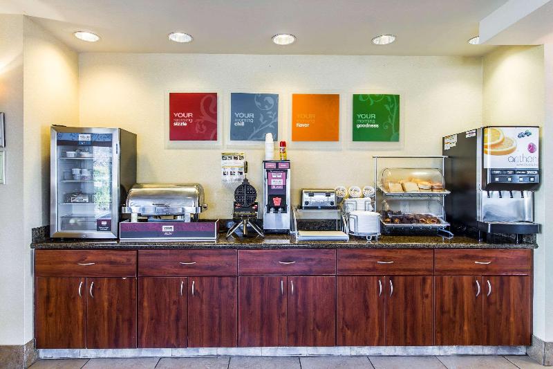 ホテル Comfort Suites Vacaville Napa Valley Area