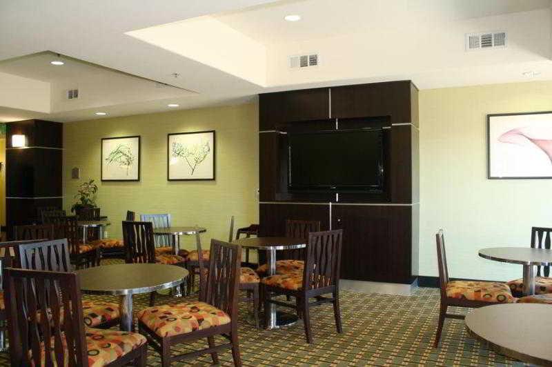 בית מלון כפרי Comfort Suites Vacaville Napa Valley Area