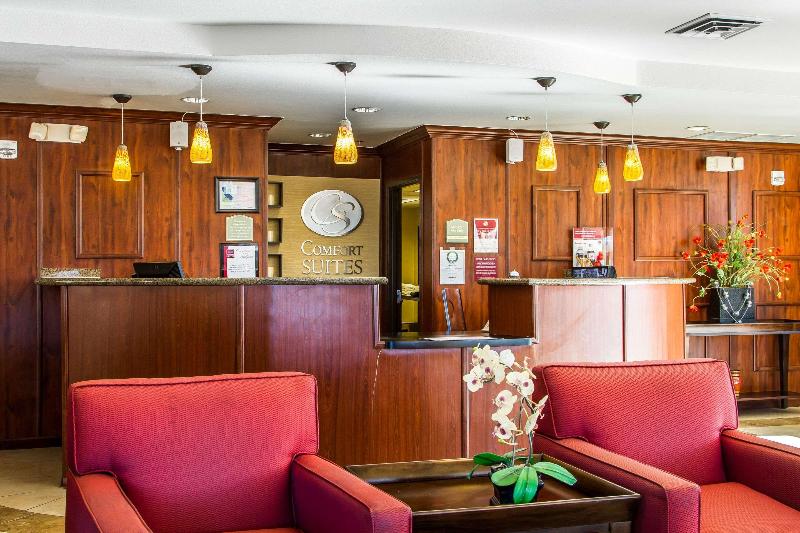 ホテル Comfort Suites Vacaville Napa Valley Area