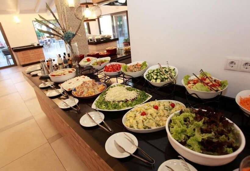 فندق Cretan Beach Resort   Adults Only