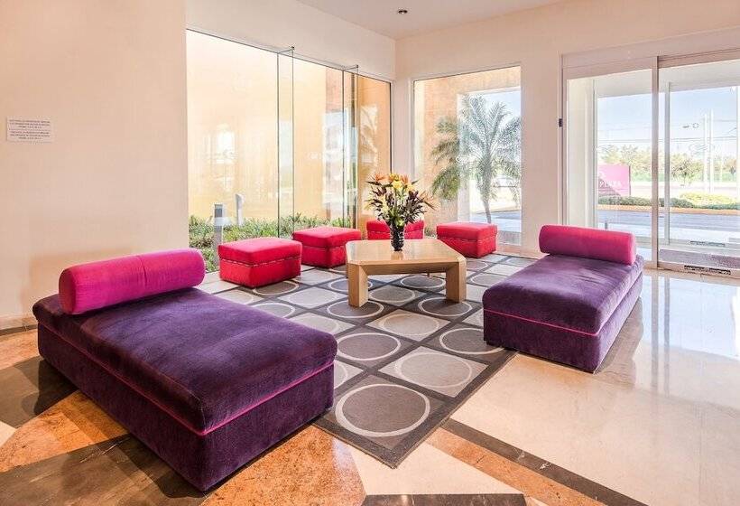 Отель Crowne Plaza Monterrey Aeropuerto, An Ihg