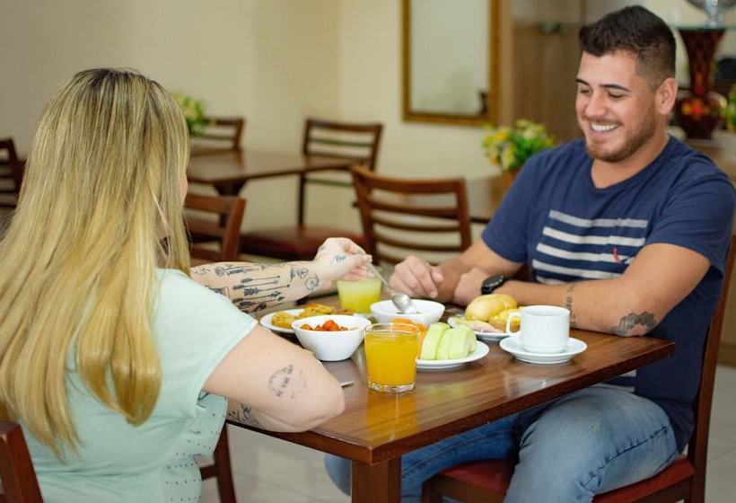 בית מלון כפרי Dan Inn Express Foz Do Iguaçu