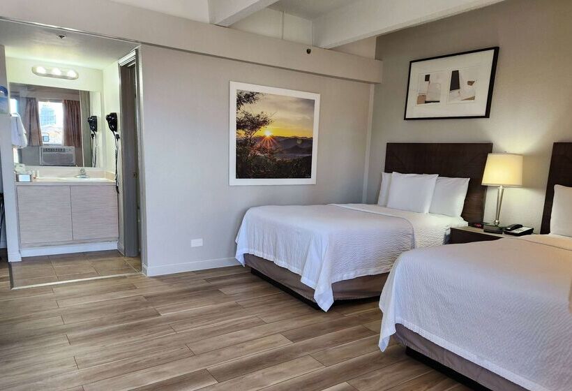 هتل Days Inn By Wyndham Denver Downtown