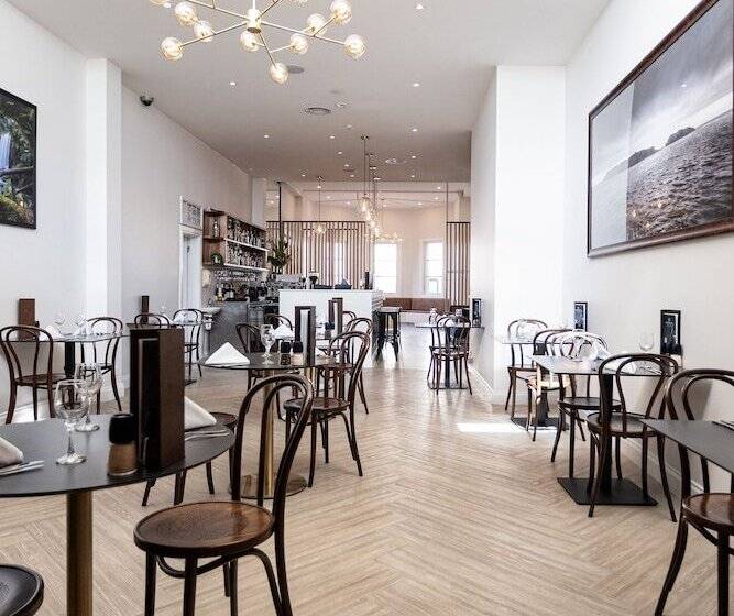 Deep Blue Hotel & Hot Springs