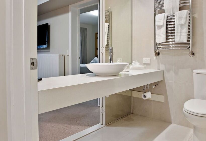 Deep Blue Hotel & Hot Springs