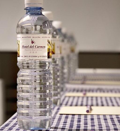 בית מלון כפרי Del Carmen, En El Centro  Desayuno Incluido !