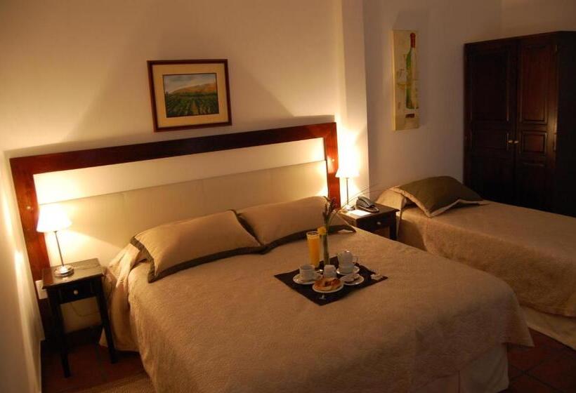 호텔 Delvino Boutique