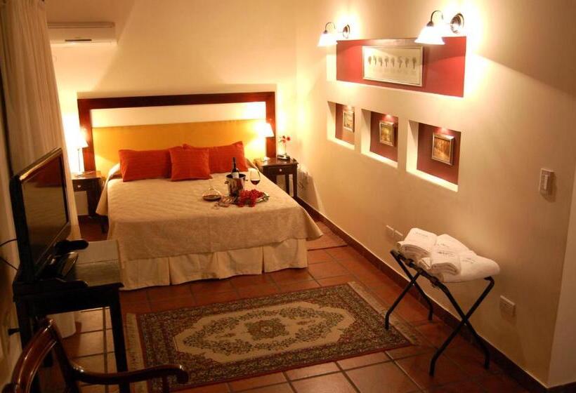 호텔 Delvino Boutique