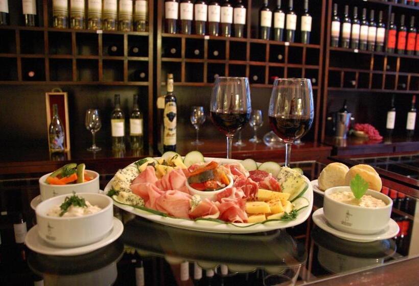 호텔 Delvino Boutique