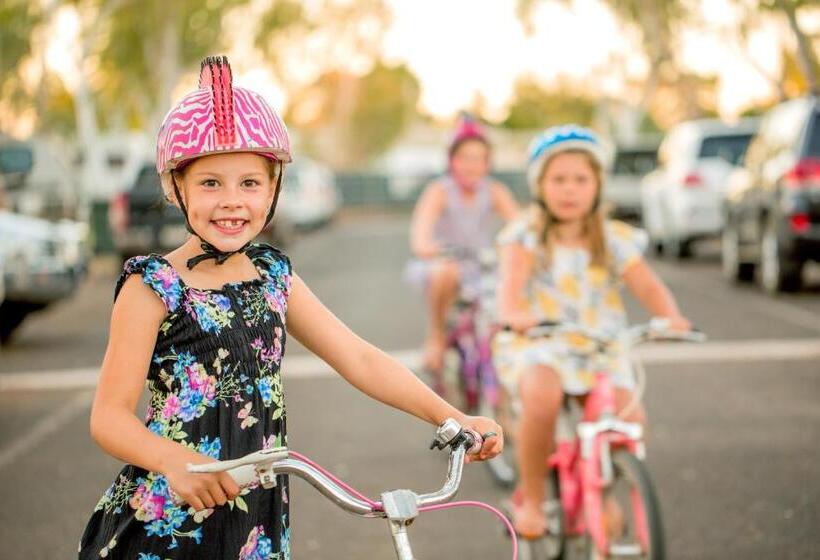 هتل Discovery Parks  Pilbara Karratha