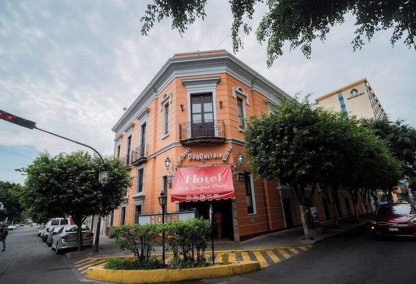 هتل Don Quijote Plaza Guadalajara Centro Historico