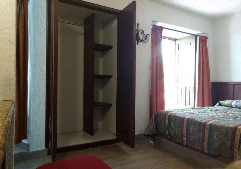 هتل Don Quijote Plaza Guadalajara Centro Historico